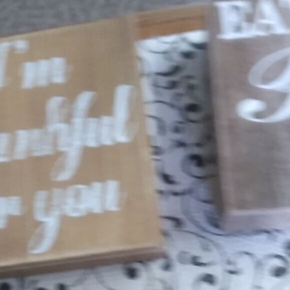 Thanksgiving Themed Decorative Signs - Picture 3 of 11